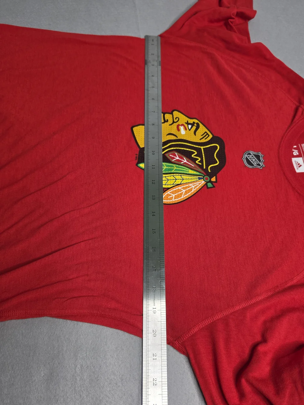 Adidas NHL Chicago Blackhawks Red Long-Sleeve Tee Large